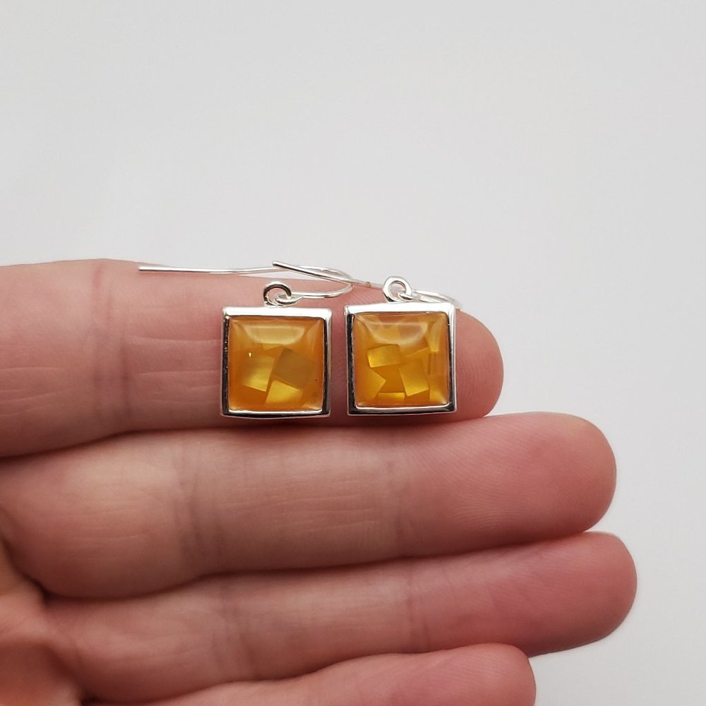 925 Sterling Silver Bright Shell Pieces Square Dangle Earrings